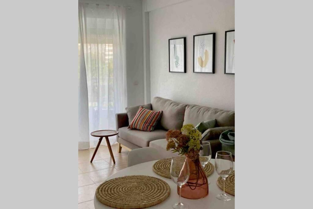 Apartamento Sajalin Salou Exterior foto